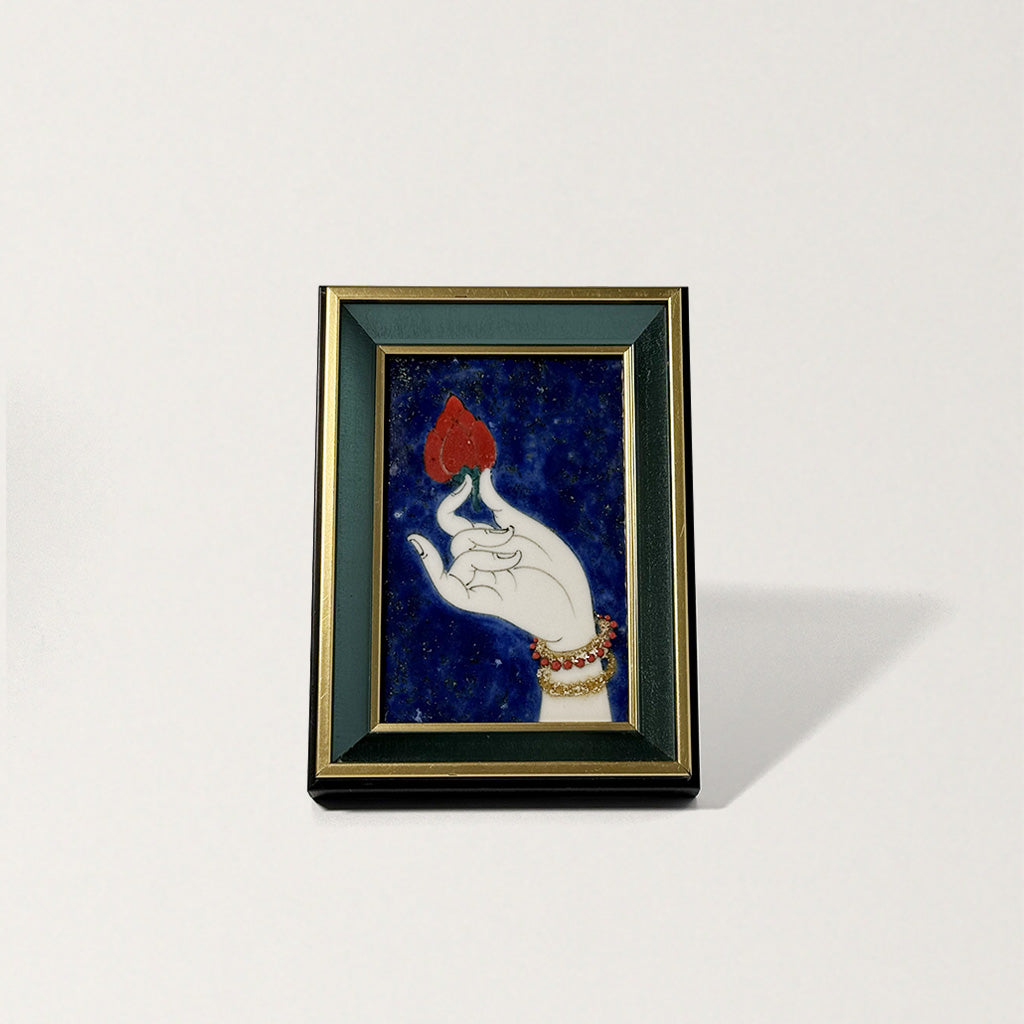 陶板画 Red Earth & Deer: Horizontal Handcrafted Ceramic Plaque – Tontto